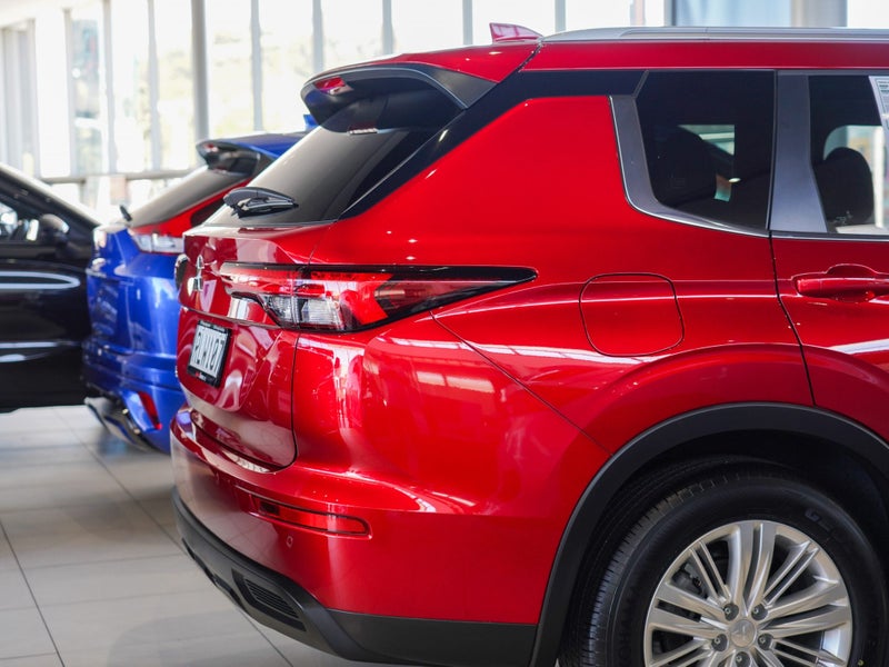 2025 Mitsubishi Outlander 2.5P LS 2WD CVT image 2