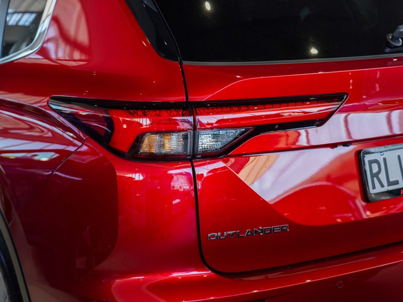 2025 Mitsubishi Outlander 2.5P LS 2WD CVT image 5