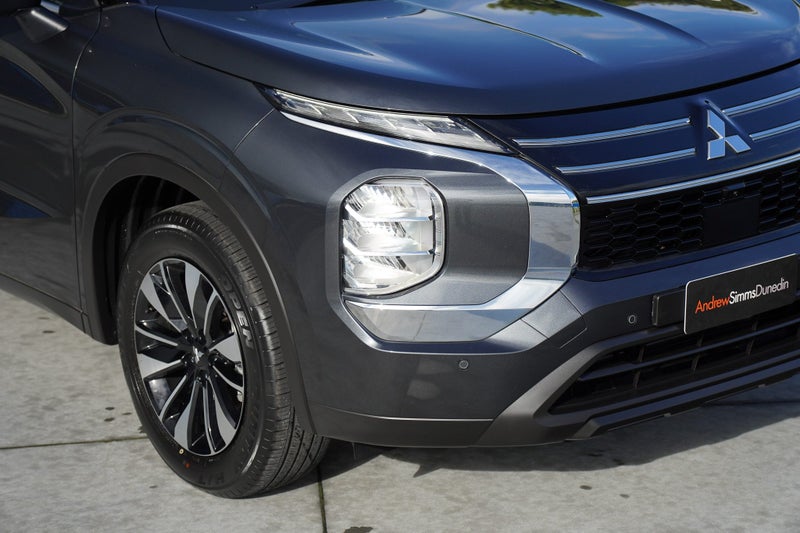 2025 Mitsubishi Outlander 2.5P LS 2WD CVT image 4