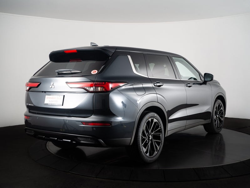 2025 Mitsubishi Outlander 2.5P SPORT 4WD CVT image 4