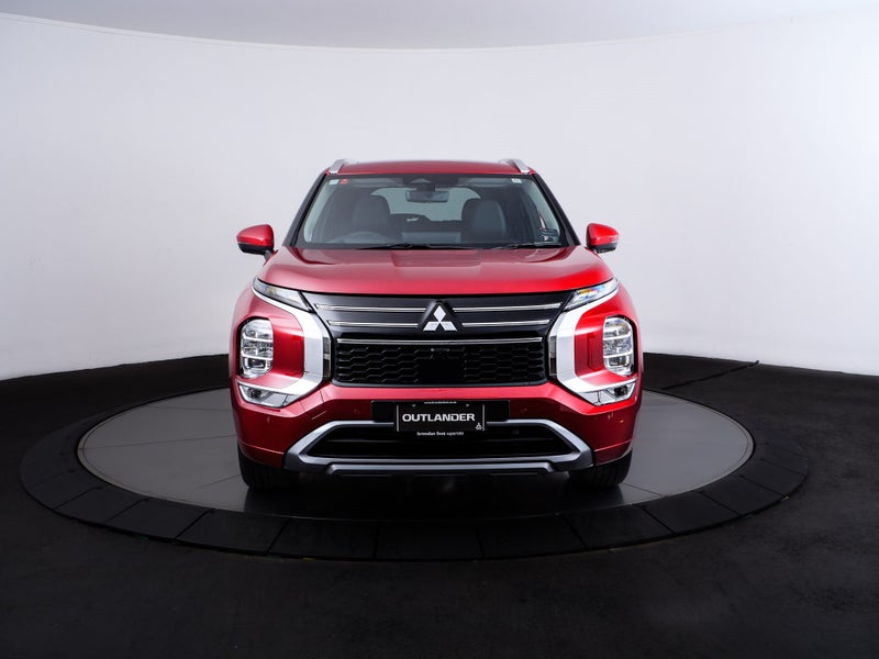 2025 Mitsubishi Outlander 2.5P VRX 2WD CVT image 5