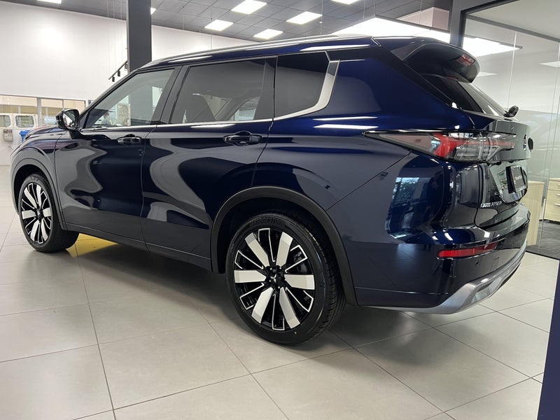 2025 Mitsubishi Outlander 2.5P VRX 4WD CVT image 2