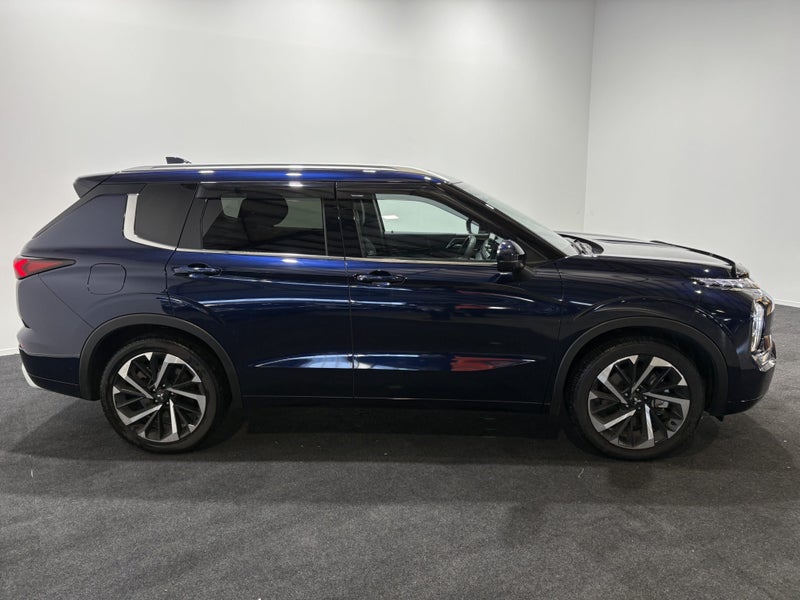 2025 Mitsubishi Outlander 2.5P VRX 4WD CVT image 2