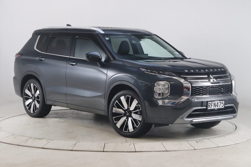 2025 Mitsubishi Outlander 2.5P VRX 4WD CVT image 3