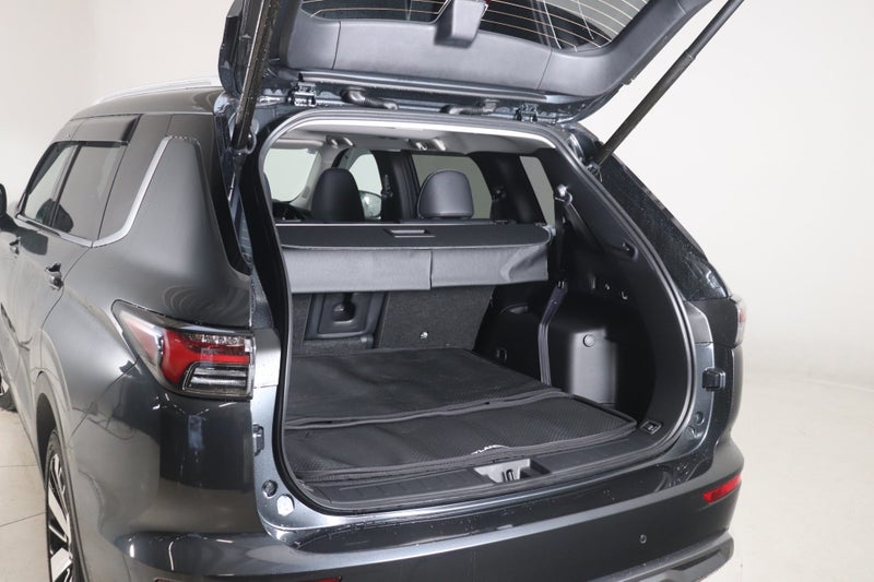 2025 Mitsubishi Outlander 2.5P VRX 4WD CVT image 5