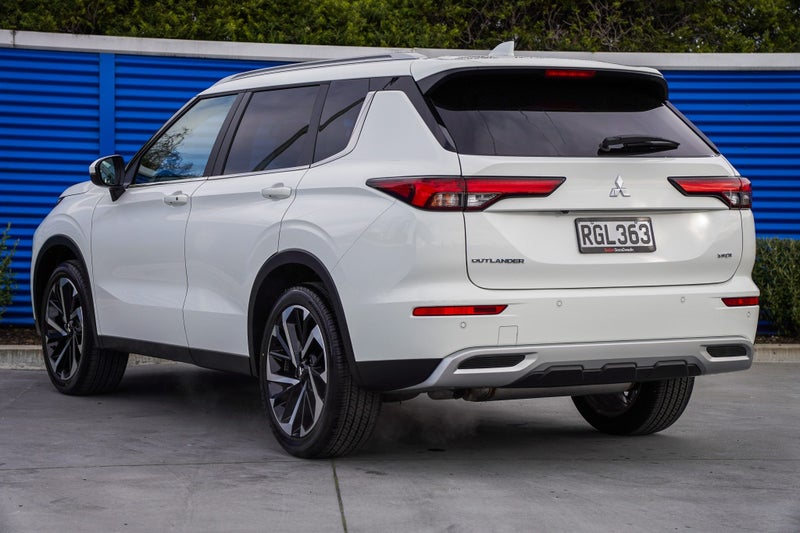 2025 Mitsubishi Outlander 2.5P XLS 2WD image 5