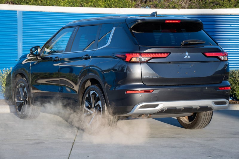 2025 Mitsubishi Outlander 2.5P XLS 2WD image 5