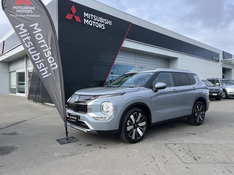 2025 Mitsubishi Outlander 2.5P XLS 4WD CVT image 1