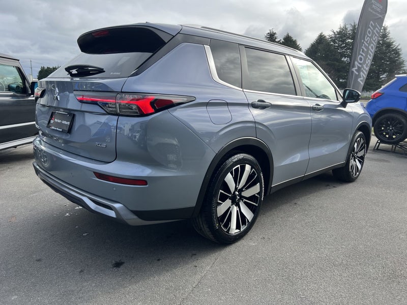 2025 Mitsubishi Outlander 2.5P XLS 4WD CVT image 5