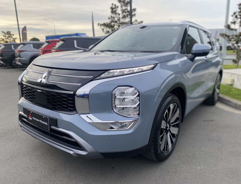 2025 Mitsubishi Outlander 2.5P XLS 4WD CVT image 4