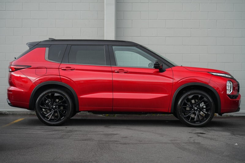 2025 Mitsubishi Outlander Exceed 2.5P 4WD image 3