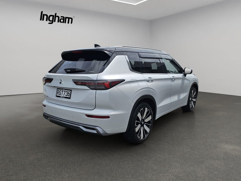 2025 Mitsubishi Outlander EXCEED 2.5P/4WD/CVT image 3