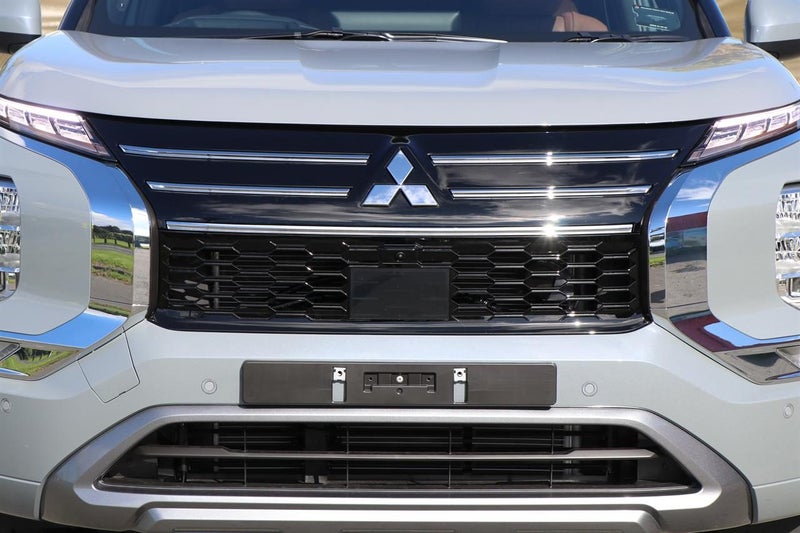 2025 Mitsubishi Outlander EXCEED 2.5P/4WD/CVT image 3