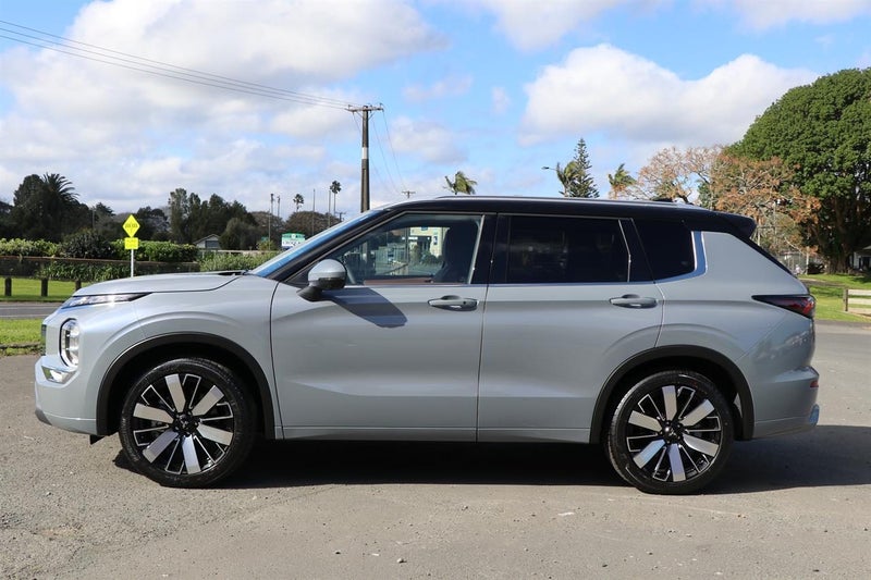 2025 Mitsubishi Outlander EXCEED 2.5P/4WD/CVT image 5