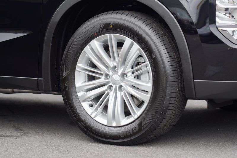 2025 Mitsubishi Outlander LS 2.4PHEV 4WD image 5