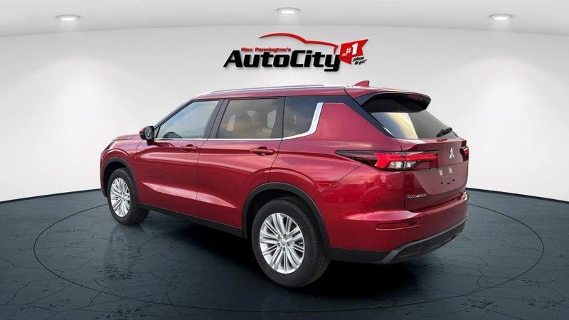 2025 Mitsubishi Outlander LS 2.5P/CVT image 5