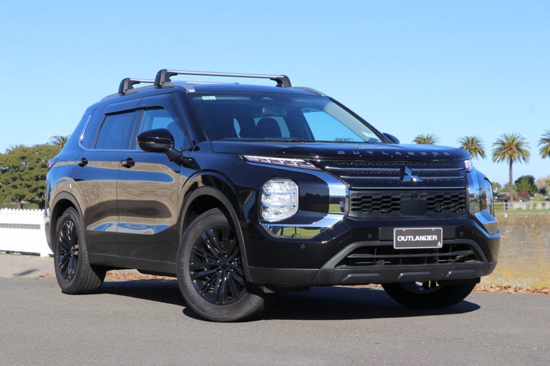 2025 Mitsubishi Outlander LS 4WD (S-AWC) image 1