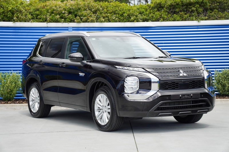 2025 Mitsubishi Outlander PHEV LS 4WD image 1