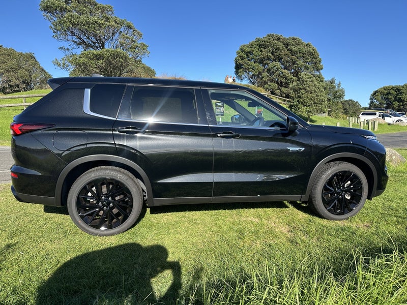2025 Mitsubishi Outlander PHEV SPORT 4WD image 5