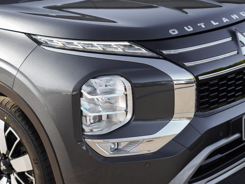 2025 Mitsubishi Outlander VRX 2.5 PETROL 2WD 7... image 5