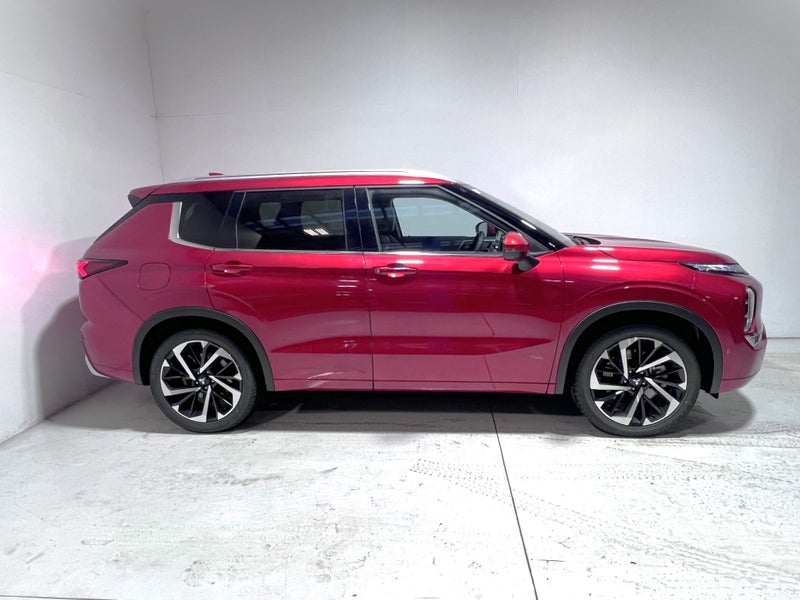 2025 Mitsubishi Outlander VRX 2.5P/4WD image 4
