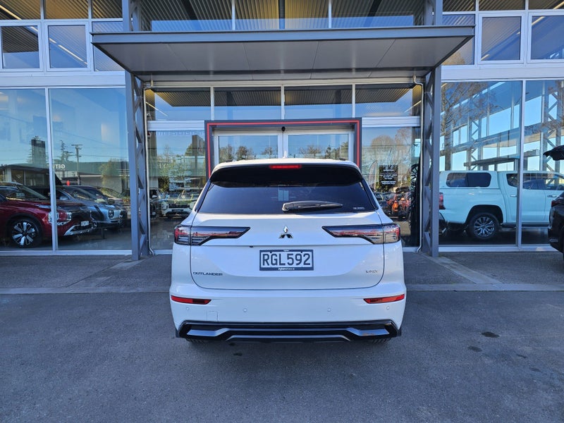 2025 Mitsubishi Outlander VRX 2.5P/4WD/CVT image 5