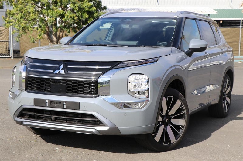2025 Mitsubishi Outlander VRX 2.5P/4WD/CVT image 1