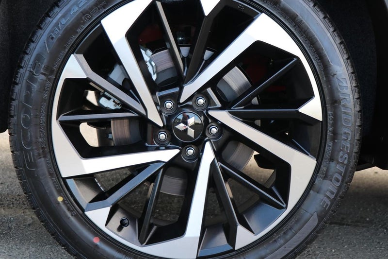 2025 Mitsubishi Outlander VRX 2.5P/CVT image 3
