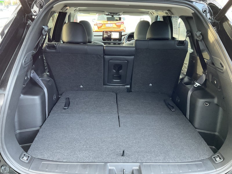 2025 Mitsubishi Outlander VRX AWD 7 seat SUV image 5