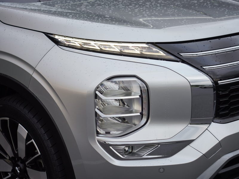 2025 Mitsubishi Outlander XLS 2.5 PETROL 2WD 7... image 4