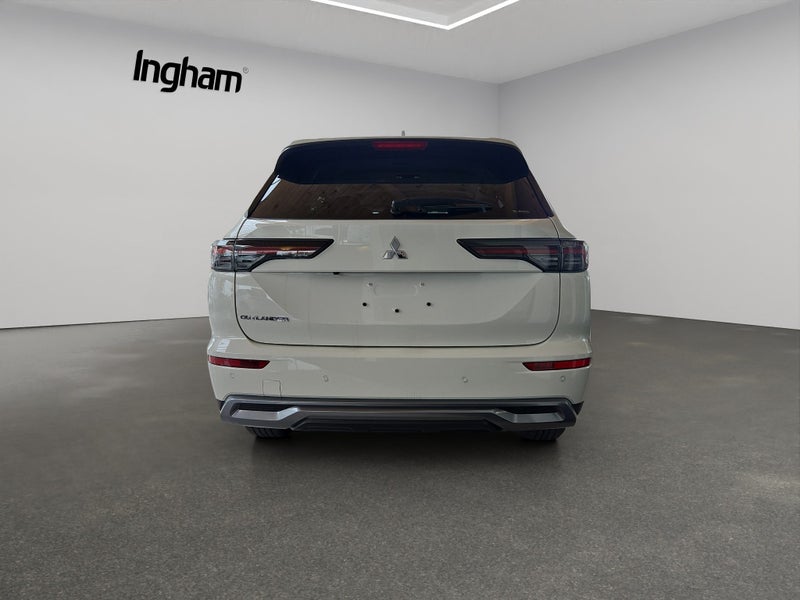 2025 Mitsubishi Outlander XLS 2.5P/4WD/CVT image 3