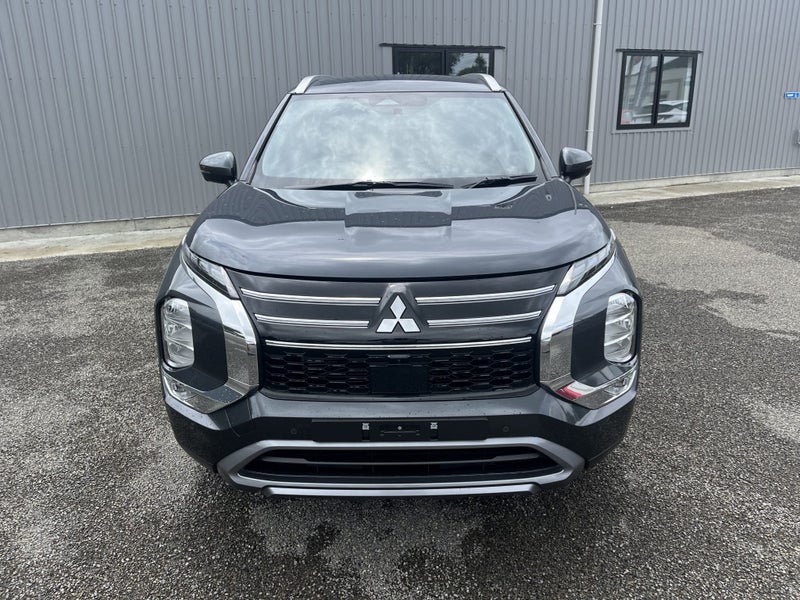 2025 Mitsubishi Outlander Xls 2.5P/4Wd/Cvt - NE... image 3