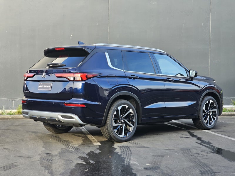 2025 Mitsubishi Outlander XLS 2WD 2.5P image 5