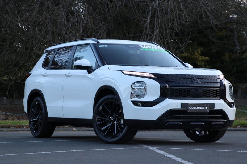 2025 Mitsubishi Outlander XLS 2WD 2.5P (BLACK OUT) image 1
