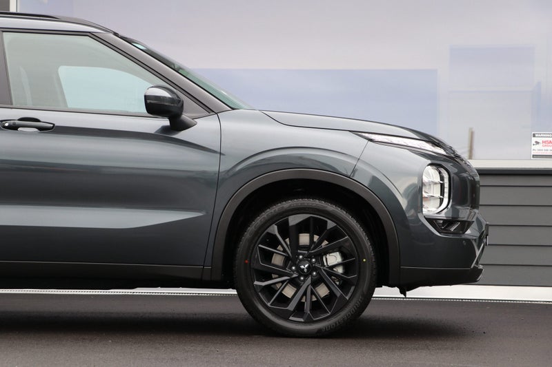 2025 Mitsubishi Outlander XLS 2WD 2.5P (BLACK OUT) image 4