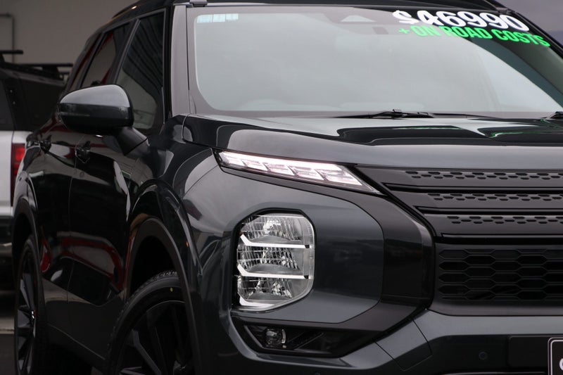 2025 Mitsubishi Outlander XLS 2WD 2.5P (BLACK OUT) image 5