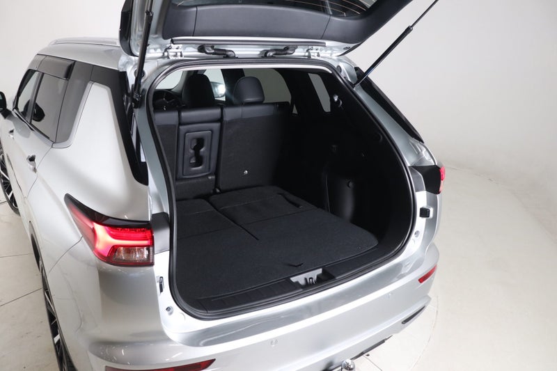 2025 Mitsubishi Outlander XLS 2WD image 5