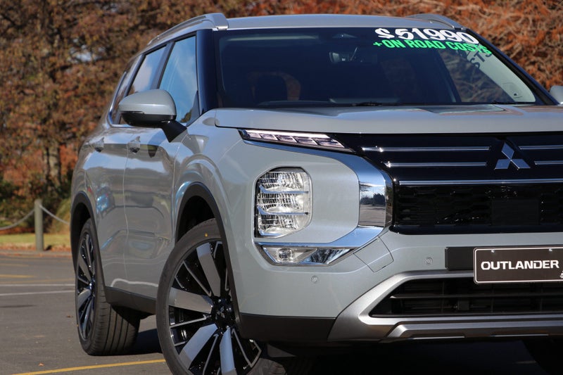 2025 Mitsubishi Outlander XLS 4WD 2.5P (S-AWC) image 5