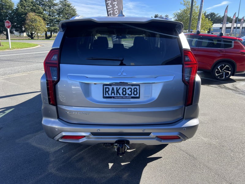 2025 Mitsubishi Pajero Sport 2.4D VRX 4WD 8AT image 5