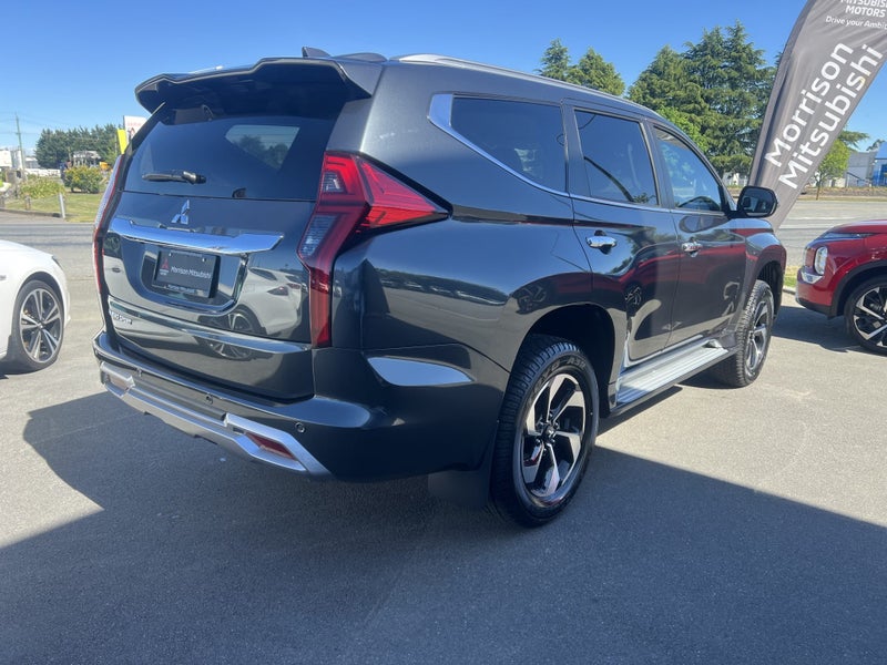 2025 Mitsubishi Pajero Sport 2.4D VRX 4WD 8AT image 5