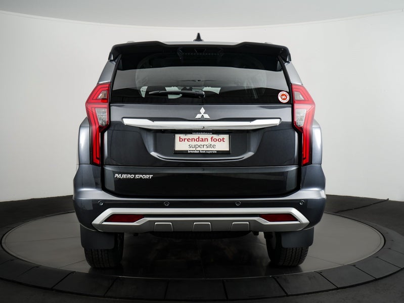 2025 Mitsubishi Pajero Sport 2.4D VRX 4WD 8AT image 2