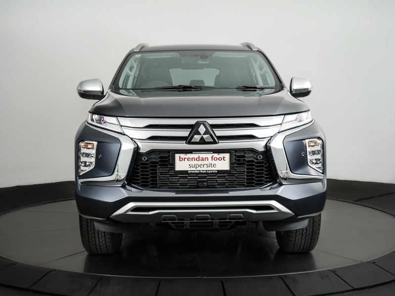 2025 Mitsubishi Pajero Sport 2.4D VRX 4WD 8AT image 5
