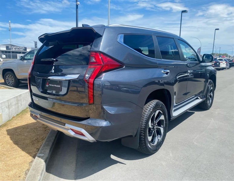 2025 Mitsubishi Pajero Sport 2.4D VRX 4WD 8AT image 5