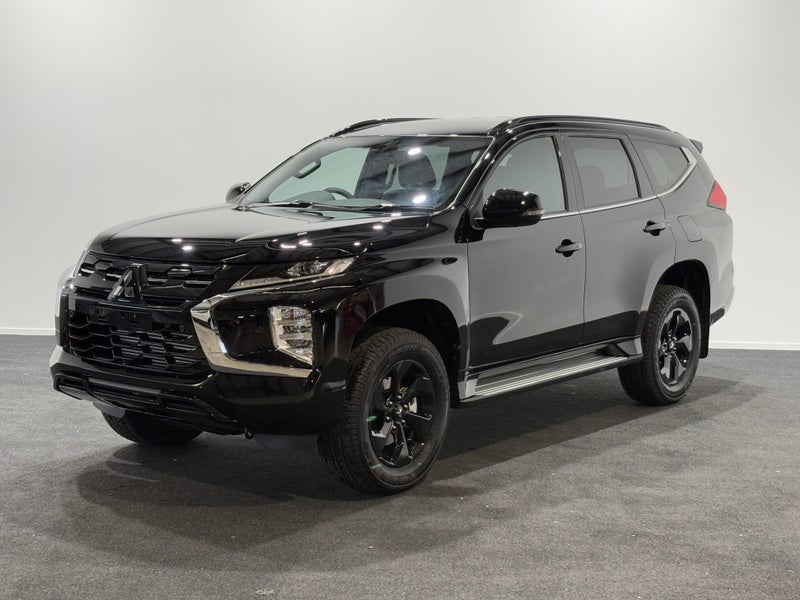 2025 Mitsubishi Pajero Sport 2.4D VRXB 4WD 8AT image 3