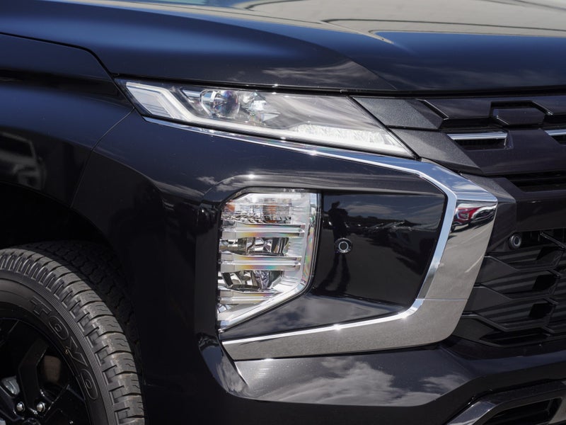 2025 Mitsubishi Pajero Sport 2.4D VRXB 4WD 8AT image 5