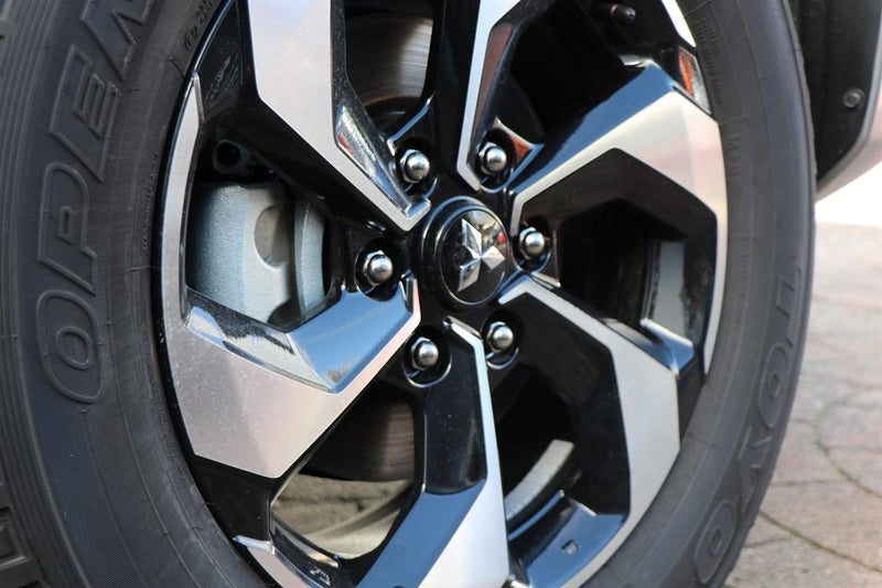 2025 Mitsubishi Pajero Sport VRX 2.4D/4WD/8AT image 3