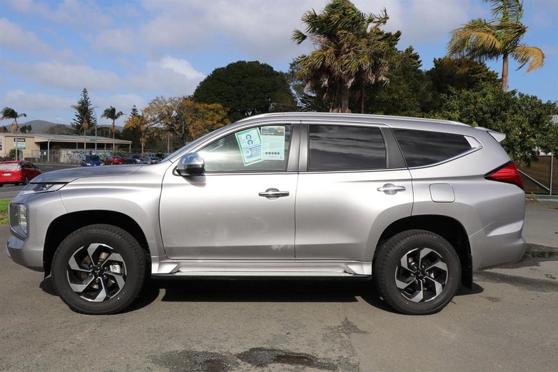 2025 Mitsubishi Pajero Sport VRX 2.4D/4WD/8AT image 4