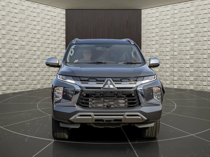 2025 Mitsubishi Pajero Sport Vrx 2.4D/4Wd/8At image 3