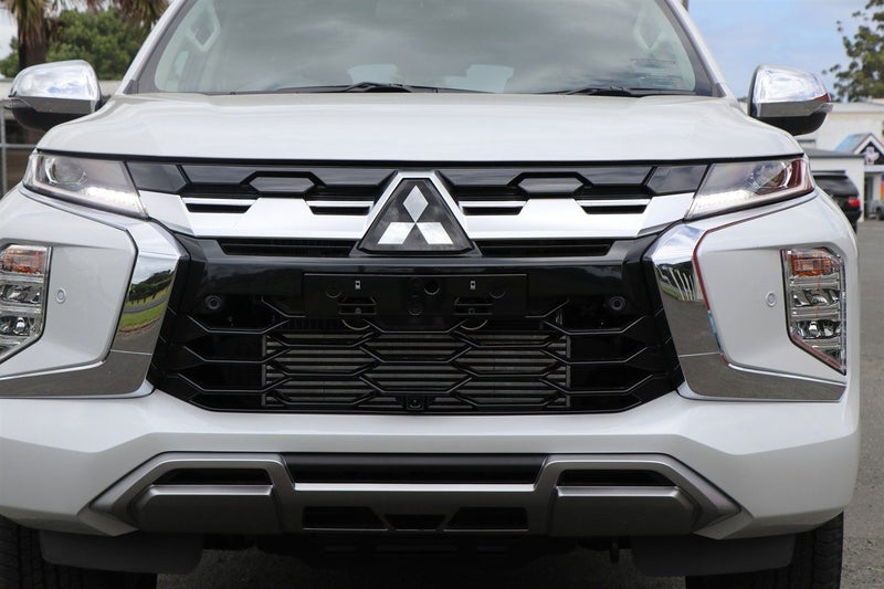 2025 Mitsubishi Pajero Sport VRX 2.4D/4WD/8AT image 5