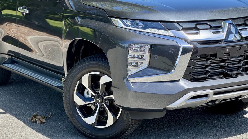 2025 Mitsubishi Pajero Sport VRX 4x4 - IN STOCK image 2